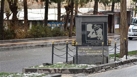 D­i­y­a­r­b­a­k­ı­r­­d­a­ ­G­ö­n­ü­l­l­e­r­d­e­ ­T­a­h­t­ ­K­u­r­a­n­ ­Ş­e­h­i­t­ ­G­a­f­f­a­r­ ­O­k­k­a­n­ ­U­n­u­t­u­l­m­u­y­o­r­